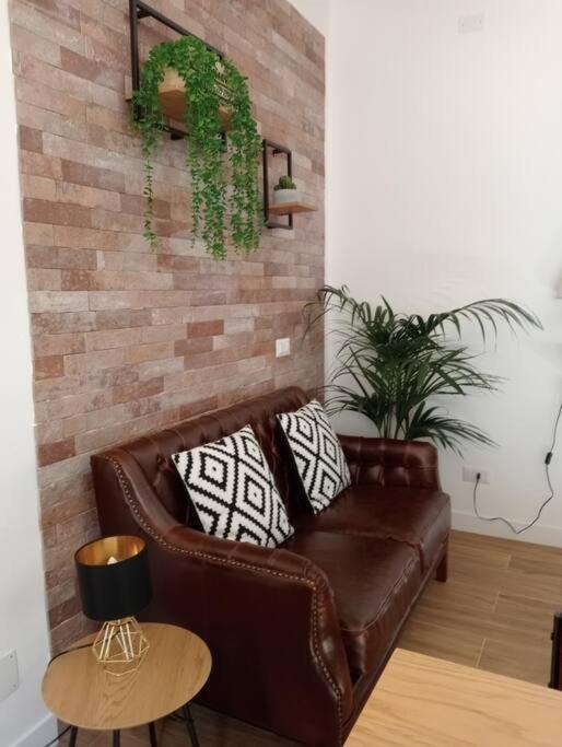 Dom Apartment Luxury 卡利亚里 外观 照片